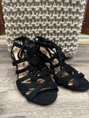 Torrid strap Black Lace-Up Women's Heels